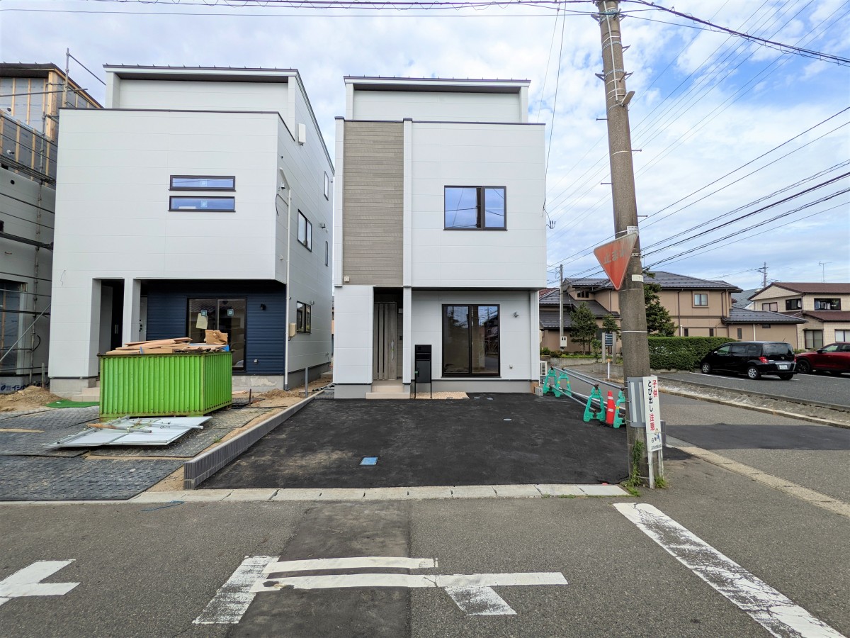 飛び込み見学可！新潟市中央区鳥屋野　3階建て住宅
