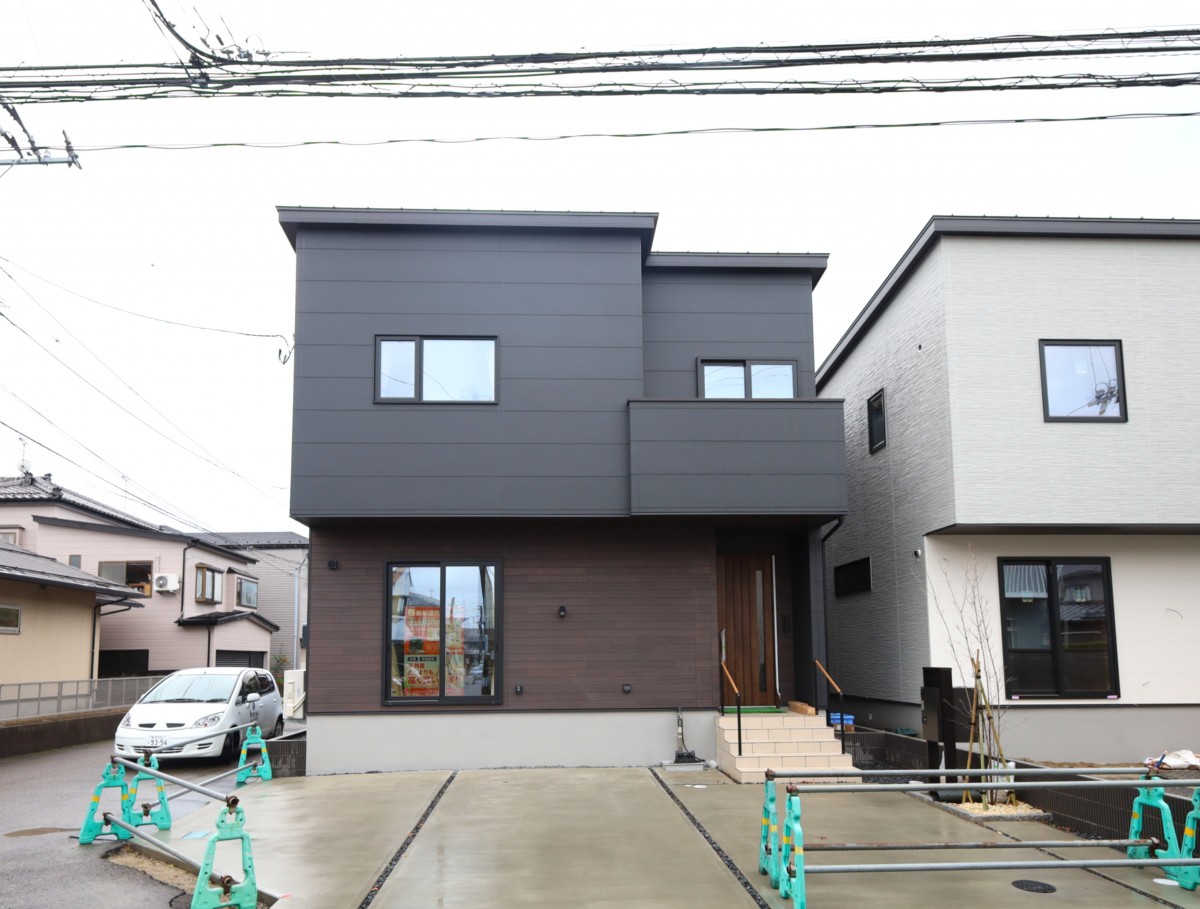 1/10～12日まで　東区中野山6丁目3棟オープンハウス開催！